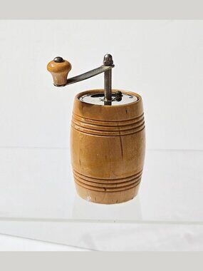 Vintage Pepper Mill Wooden Barrel Hand Crank Made in Italy